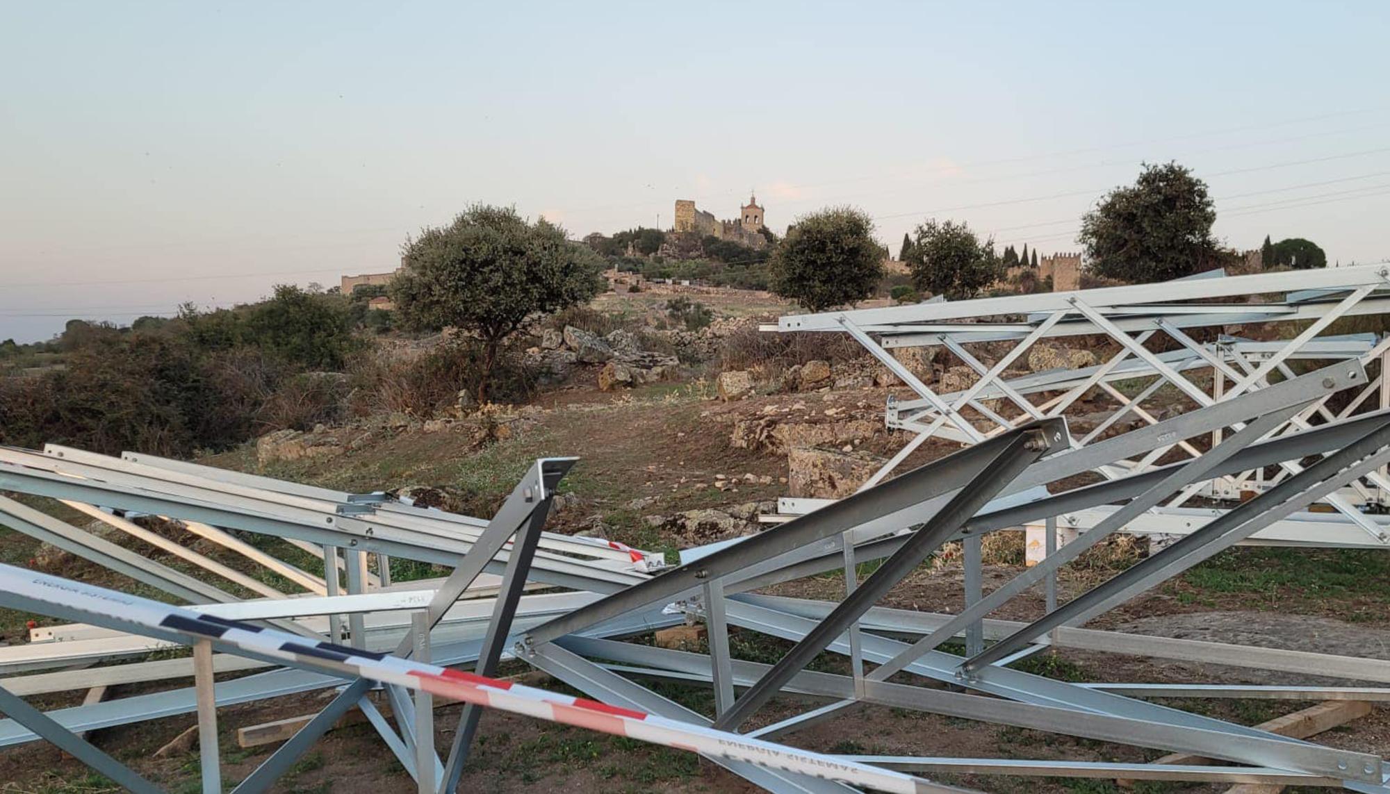 Torretas Trujillo tumbadas